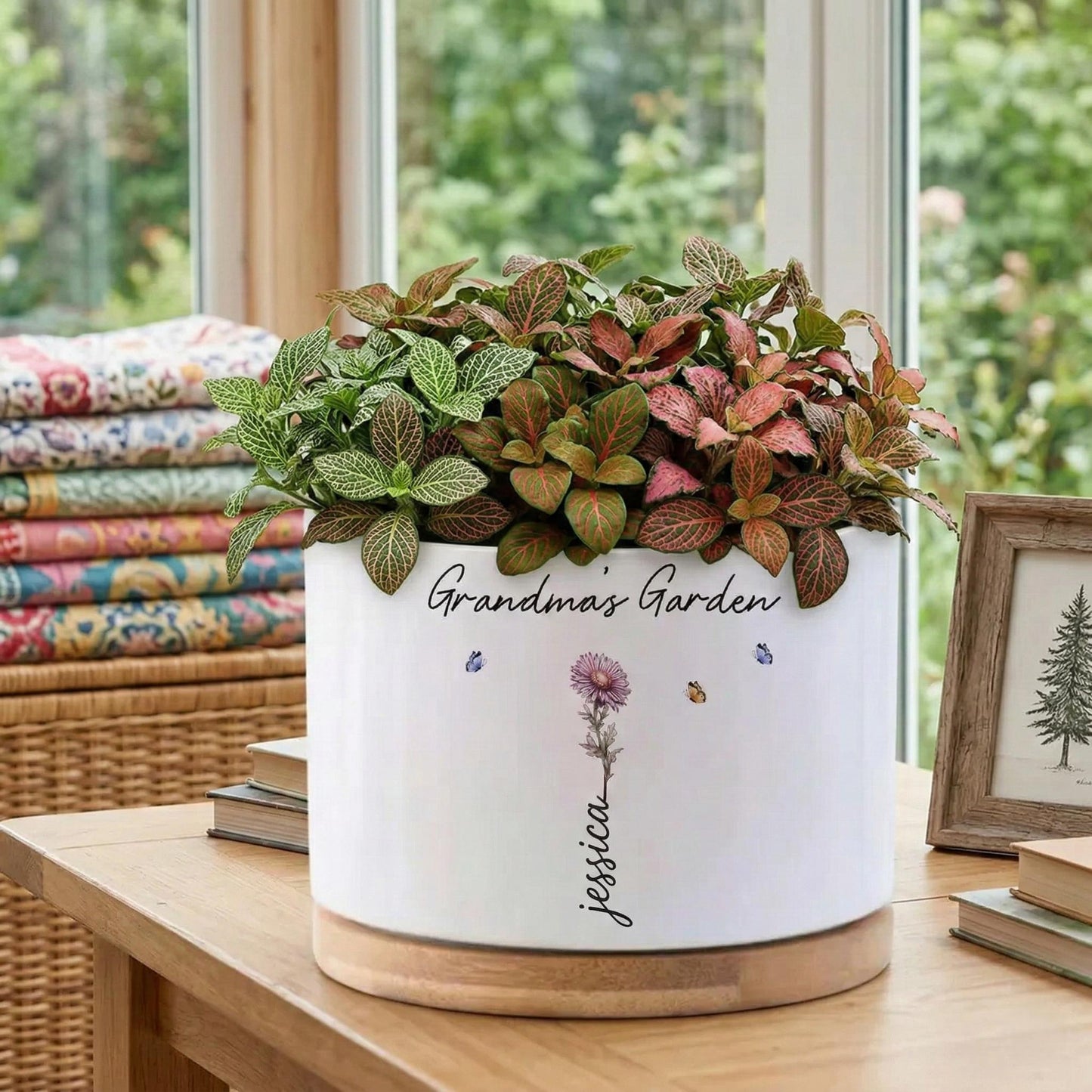 Packaging View of Grandma Birth Flower Planter, Personalized Grandmas Garden Pot, Custom Family Name Flower Pot, Mothers Day Gift for Grandma,Nana Plant Decor, highlighting its decor planter look and listing presentation